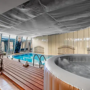secret-paradise-luxury-spa-pool-home-cinema.praguehotelsweb.com/